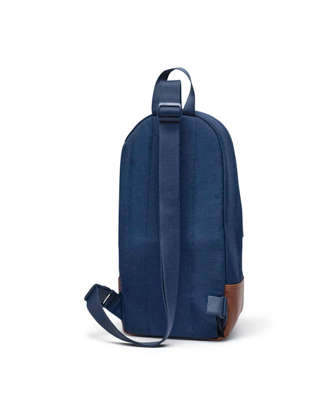 Heritage Shoulder Bag 8L - Navy/Tan