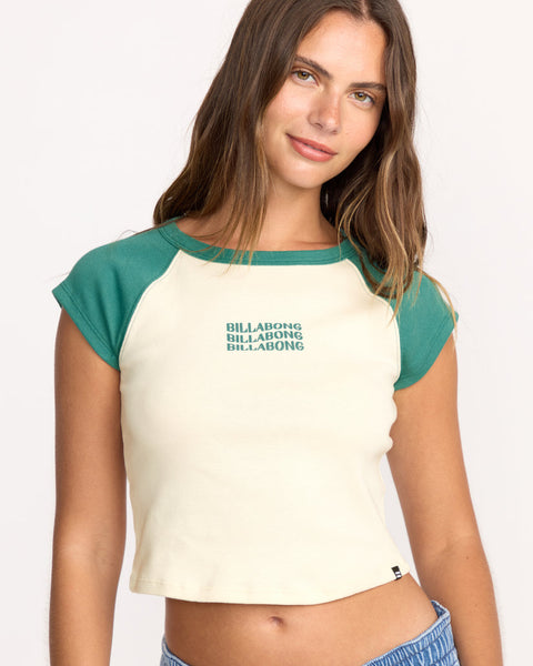Beach Club Babe S/S T-shirt