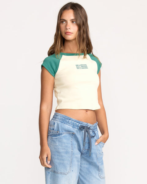 Beach Club Babe S/S T-shirt