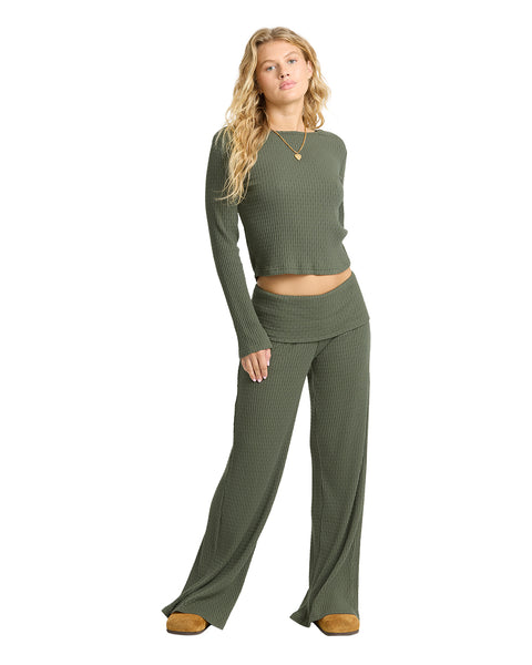 Sweet Coast Long Sleeve Knit Top