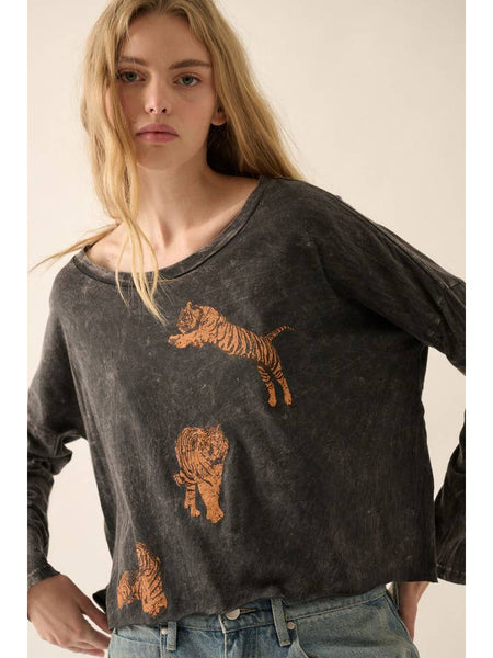 Trio Tigers Cropped Tee