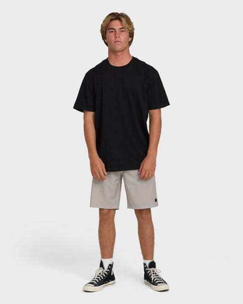 Primary Submersible 19" Hybrid Shorts