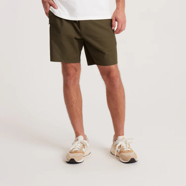 Layover Traveler 18" Outseam Shorts - Military