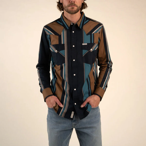 Wyatt Pearl Snap Long Sleeve Shirt