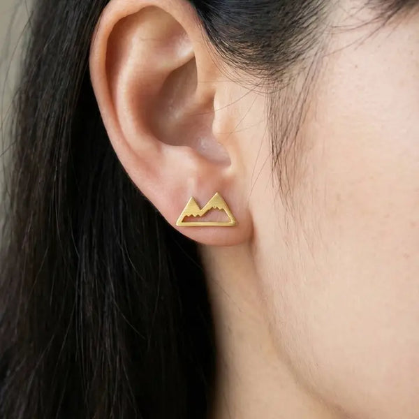 Mountain Cutout Stud Earrings