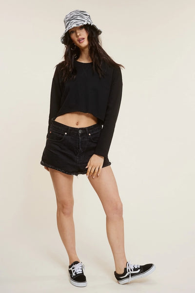 Essential Long Sleeve T-Shirt