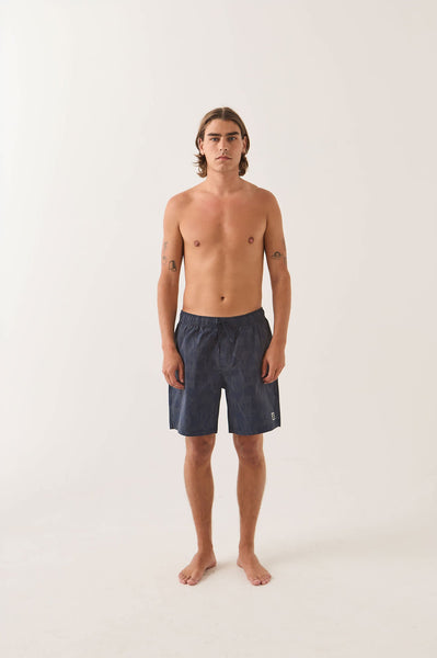 Everyday Hybrid 7" Shorts