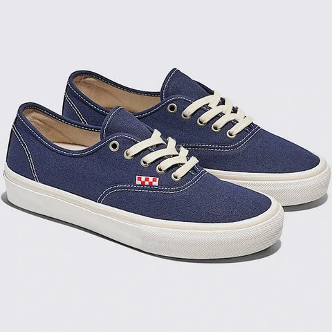 Women's Skate Authentic