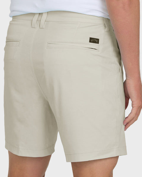 Crossfire Submersible 17" Hybrid Shorts