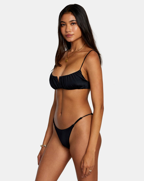 RVCA Solid Shirred V-Wire Bralette Bikini Top - Black